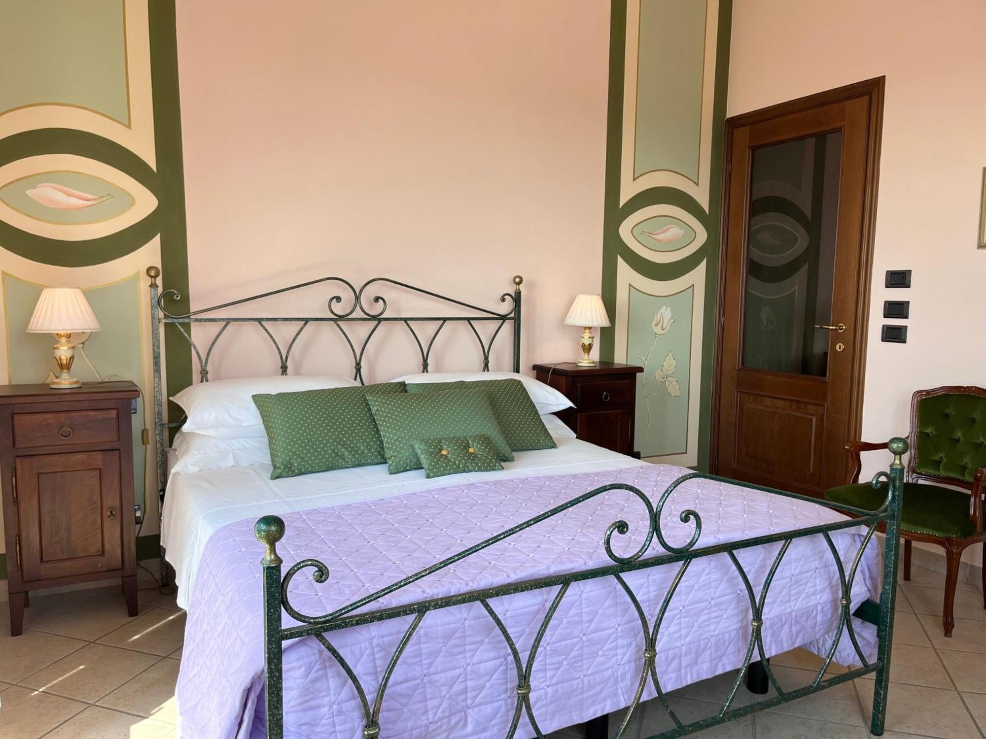 Belvedere Bike Hotel Montà Cameră foto